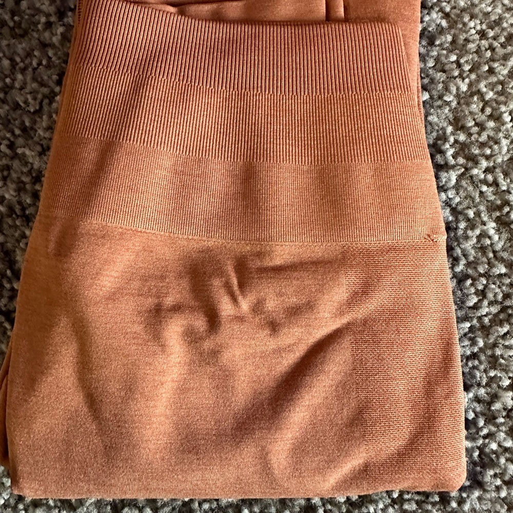 ALPHALETE Amplify leggings- Mandarin - Picture 3 of 7
